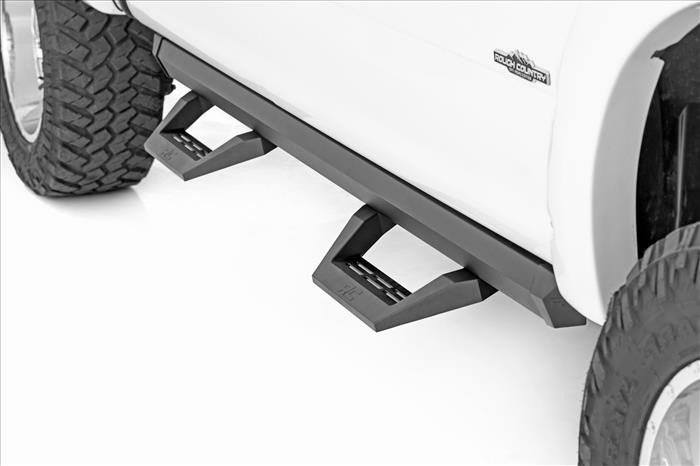 SRX2 Adjustable Aluminum Step Crew Cab 15-22 Ford F-150/17-22 Super Duty Rough Country