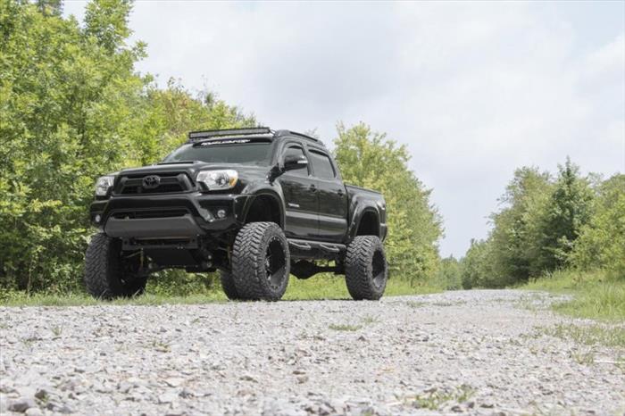 6 Inch Lift Kit Vertex 05-15 Toyota Tacoma 2WD/4WD Rough Country