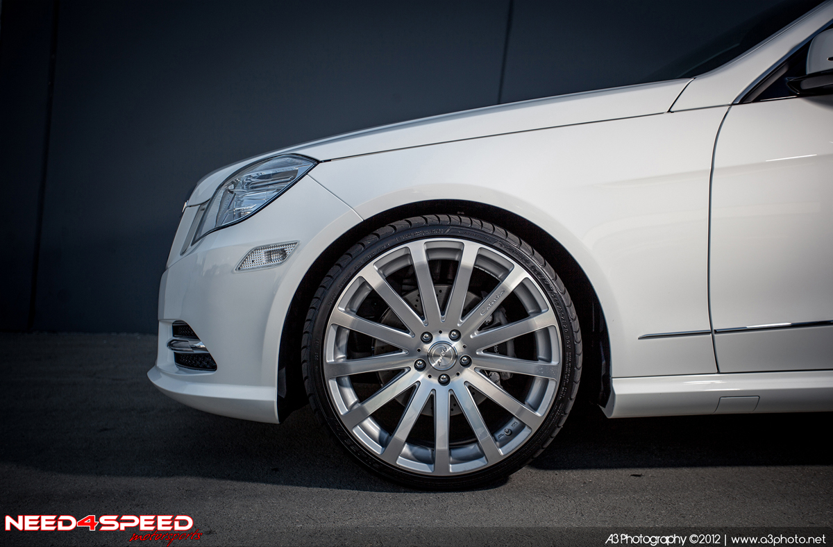 MercedesBenz E300 HR9 Gallery RNR Wheels