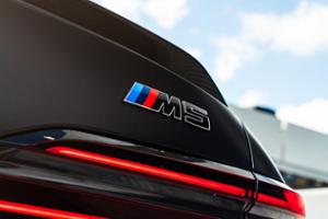 BMW M5 Thumbnail