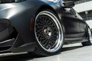 BMW M5 Thumbnail