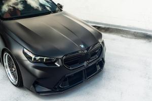 BMW M5 Thumbnail