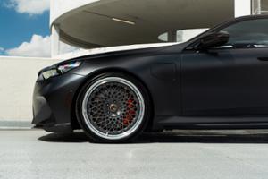 BMW M5 Thumbnail