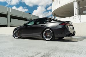 BMW M5 Thumbnail