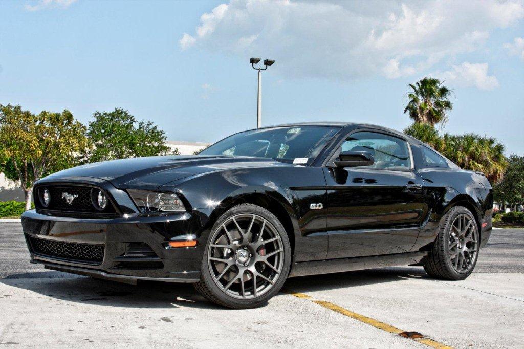 Ford Mustang Nurburgring Gallery - Wheel and Tire Designs