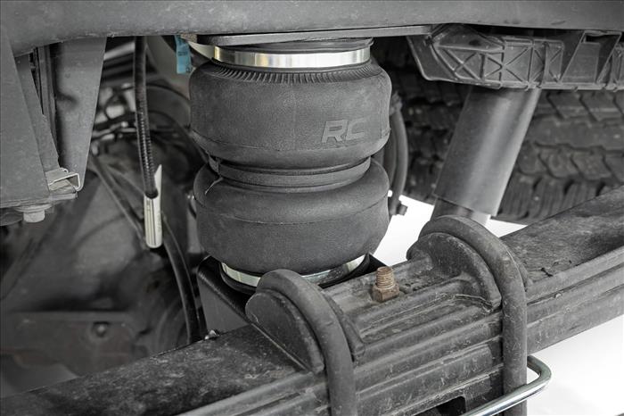 Air Spring Kit Ford F-250/F-350 Super Duty 4WD (2017-2026) Rough Country
