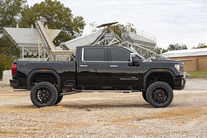 7 Inch Lift Kit NTD M1 w/ Overloads Silverado/Sierra 2500HD/3500HD (20-26) Rough Country