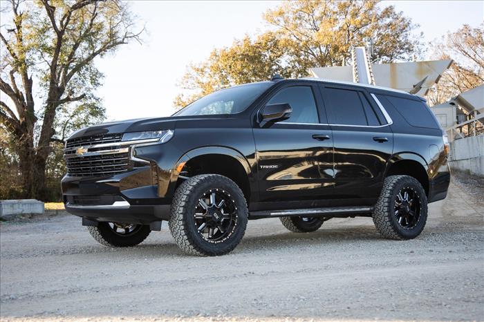 3.5 Inch Lift Kit M1 Struts Chevy/GMC SUV 1500 4WD (2021-2026) Rough Country