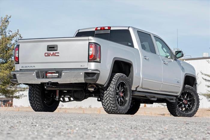 3.5 Inch Lift Kit Alu/Stamp Steel LCA N3 Strut Silverado/Sierra 1500 (14-18 & Classic) Rough Country