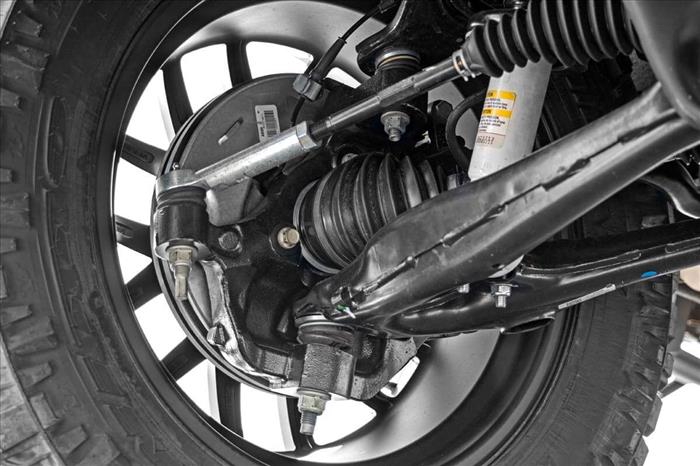 3.5 Inch Lift Kit Alu/Stamp Steel LCA M1 Strut Silverado/Sierra 1500 (14-18 & Classic) Rough Country