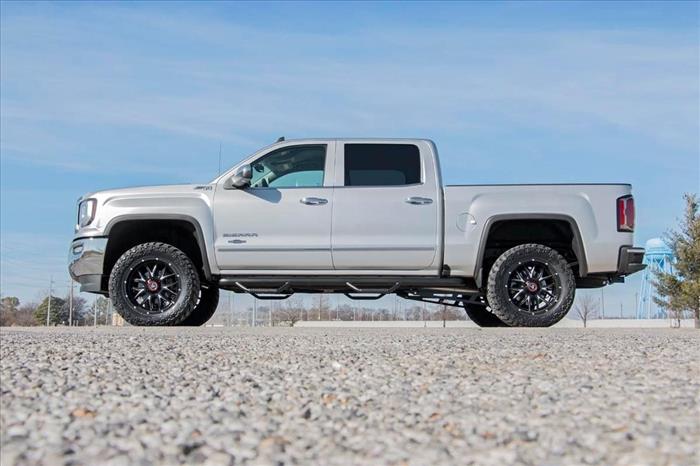3.5 Inch Lift Kit Cast Steel LCA FR N3 Silverado/Sierra 1500 (14-18 & Classic) Rough Country