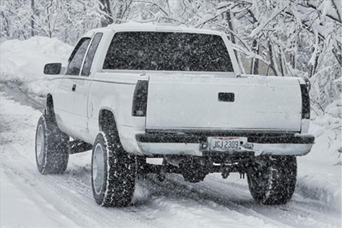 4 Inch Lift Kit M1 Silverado/Sierra 1500 Truck & SUV 4WD (1988-1999) Rough Country