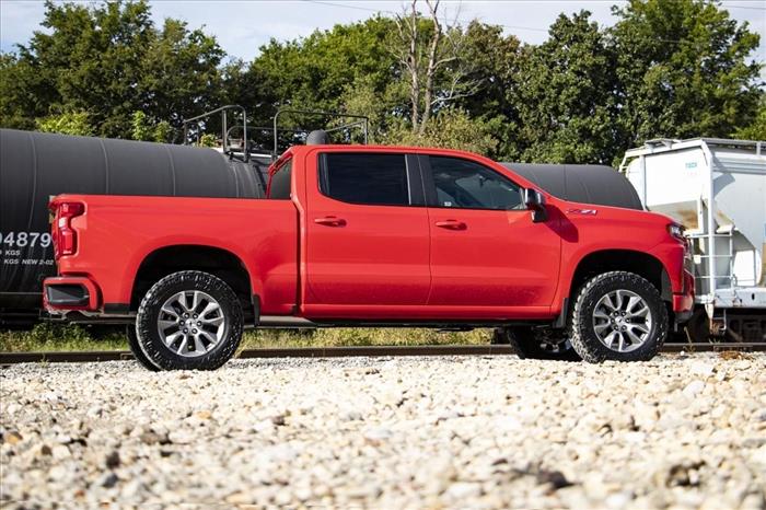 3.5 Inch Lift Kit Rear Mono Leaf Chevy Silverado 1500 2WD/4WD (2022-2024) Rough Country