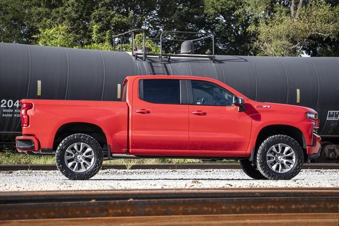 3.5 Inch Lift Kit Vertex/V2 Rear Mono Leaf Chevy Silverado 1500 (22-24) Rough Country