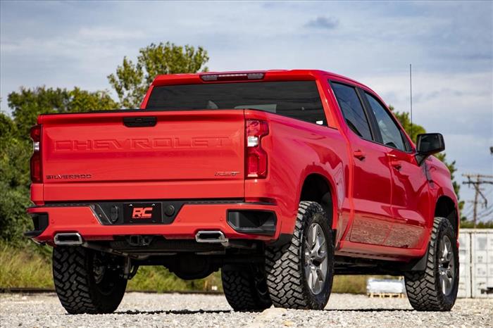 3.5 Inch Suspension Lift Kit w/Forged Upper Control Arms & V2 Shocks 19-20 Silverado/Sierra 1500 4WD/2WD Rough Country