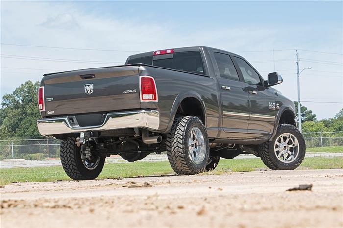 2.5 Inch Lift Kit M1 Ram 2500 4WD (2014-2026) Rough Country