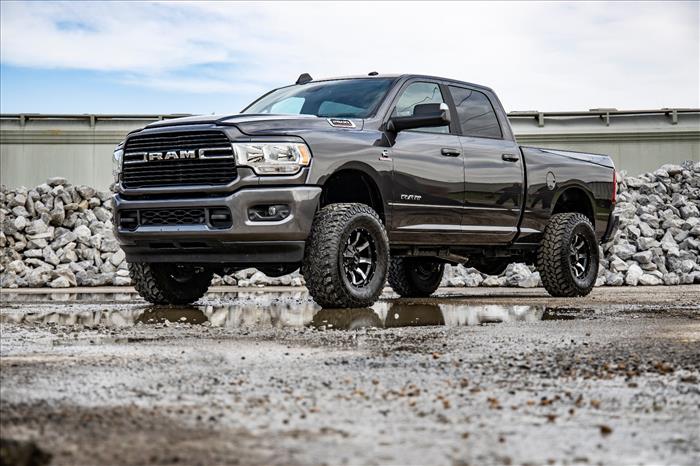 2.5 Inch Leveling Kit Ram 2500 (14-26)/3500 (13-26) 4WD Rough Country