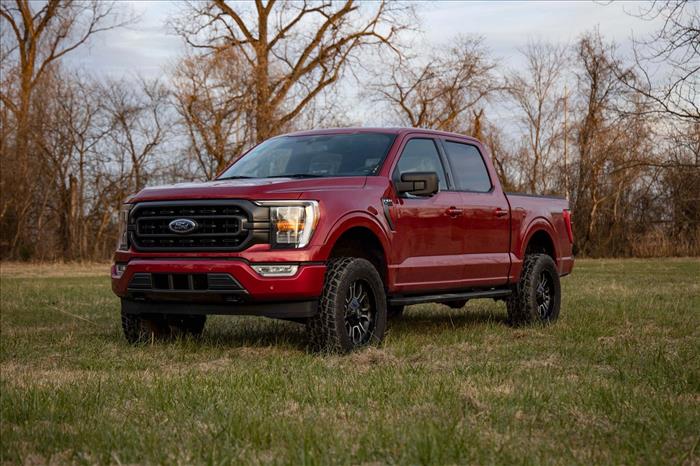 3 Inch Lift Kit Forged UCA N3 Struts Ford F-150 4WD (2021-2026) Rough Country