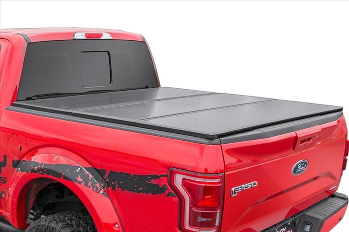 Hard Folding Bed Cover 5 Ft Bed 15-21 Chevy/GMC Canyon/Colorado Rough Country