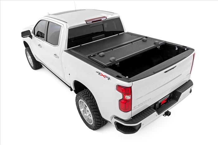 Hard Low Profile Bed Cover 5 Foot 9 Inch Bed Rail Caps Silverado/Sierra 1500/2500HD/3500HD (14-19 & Classic) Rough Country