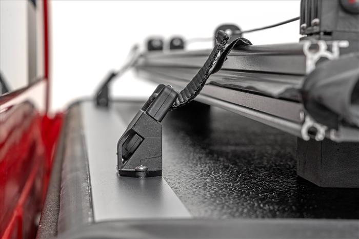Hard Low Profile Bed Cover 6 Foot 9 Inch Bed Rail Caps Silverado/Sierra 2500HD/3500HD (20-26) Rough Country