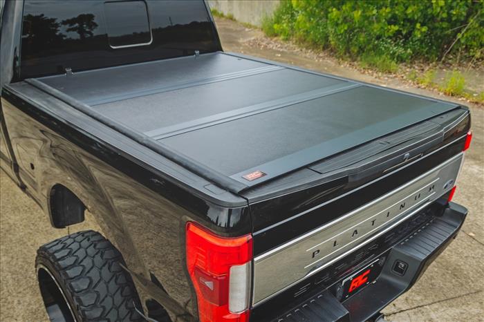 Hard Low Profile Bed Cover 6 Foot 10 Inch Bed Ford F-250/F-350 Super Duty (17-26) Rough Country