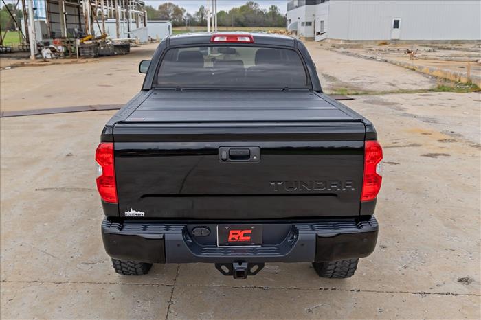 Hard Low Profile Bed Cover 5 Foot 7 Inch Bed Toyota Tundra 2WD/4WD (2007-2021) Rough Country