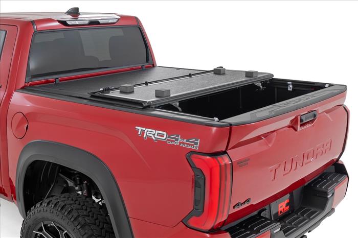 Hard Low Profile Bed Cover 5 Foot 7 Inch Bed Cargo Mgmt Toyota Tundra (22-26) Rough Country