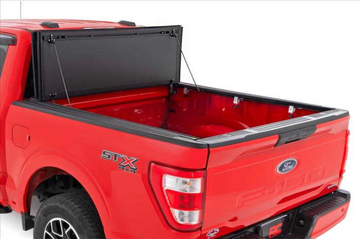 Hard Tri-Fold Flip Up Bed Cover 6 Foot 7 Inch Bed Ford F-150 2WD/4WD (2015-2020) Rough Country