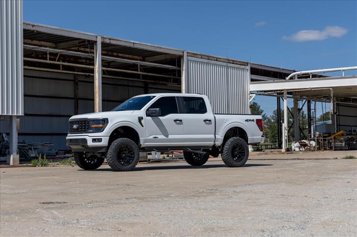 6 Inch Lift Kit Vertex/V2 Ford F-150 4WD (2021-2026) Rough Country