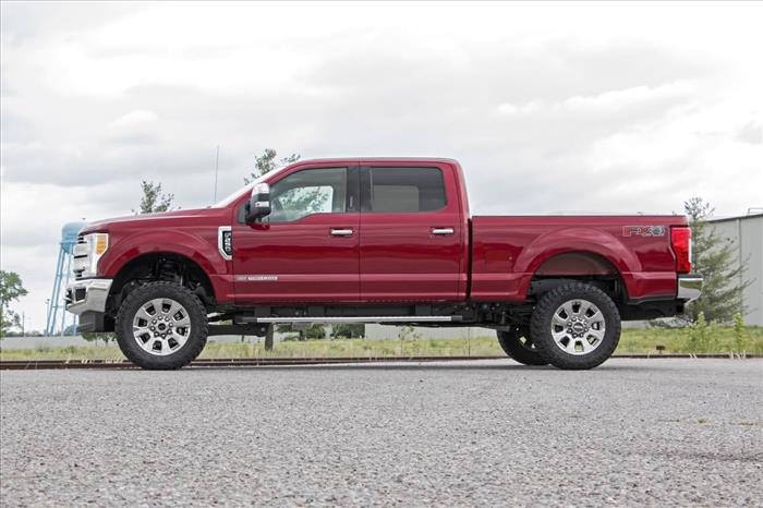 3 Inch Lift Kit V2 Front Gas Coils Ford F-250 Super Duty 4WD (17-22) Rough Country