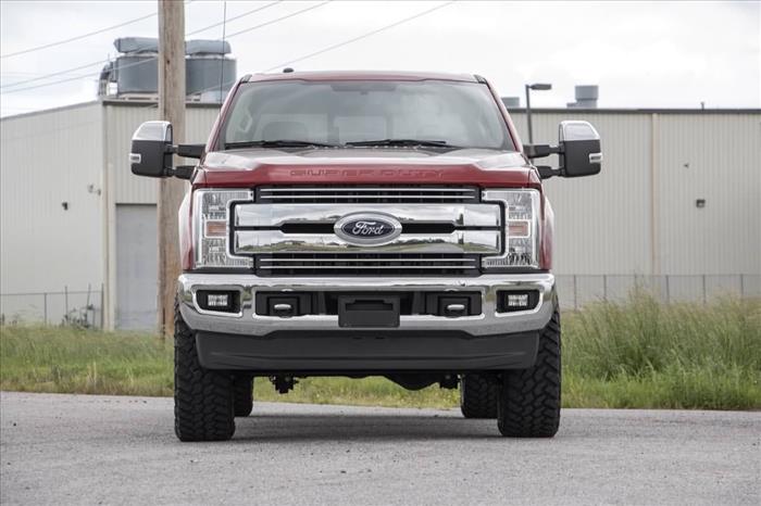3 Inch Lift Kit V2 Front Gas Coils Ford F-250 Super Duty 4WD (17-22) Rough Country