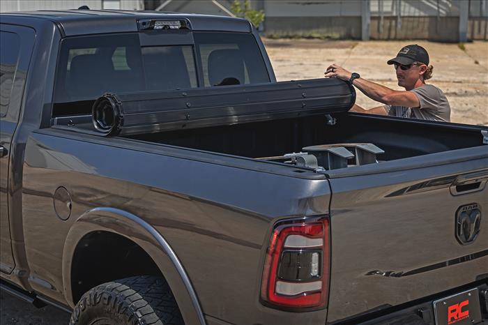 Hard Roll Up Bed Cover 6 Foot 4 Inch Bed Ram 1500 (09-18)/2500 (09-26) Rough Country