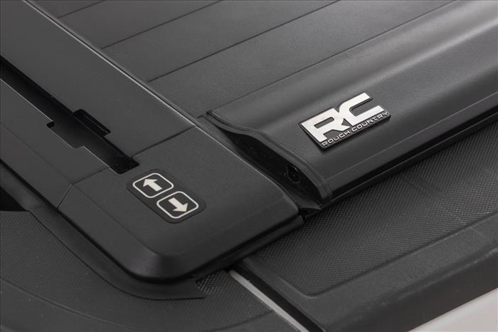 Powered Bed Cover 6 Foot 7 Inch Bed Silverado/Sierra 1500/2500HD/3500HD (14-19 & Classic) Rough Country