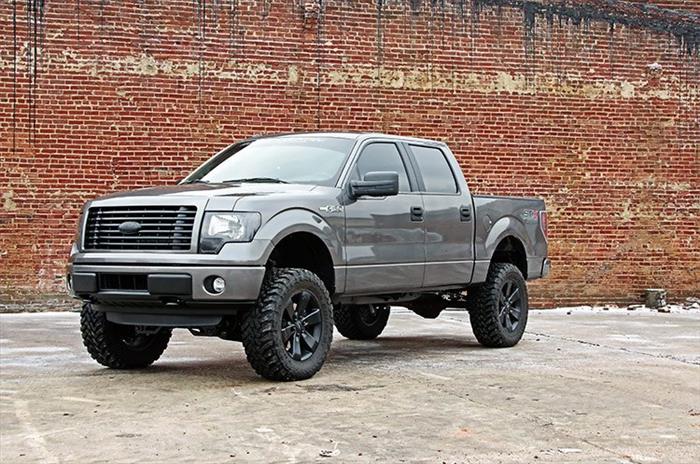 6 Inch Suspension Lift Kit Strut Spacers N3 Shocks 11-14 F-150 4WD Rough Country