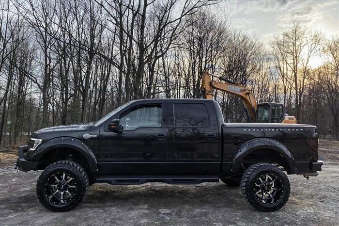 6 Inch Lift Kit Vertex Ford F-150 4WD (2014) Rough Country