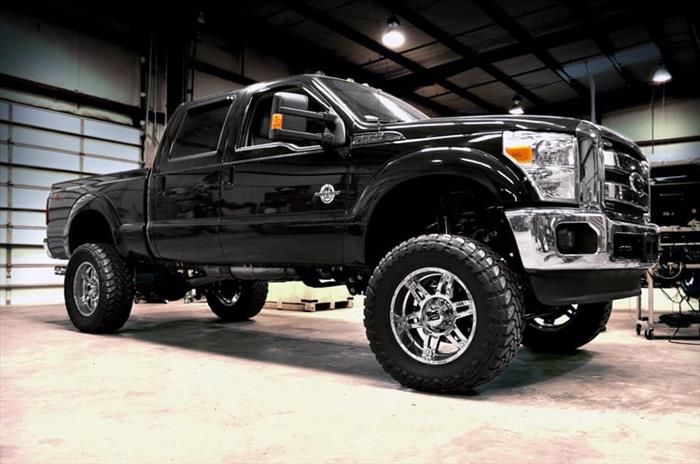6 Inch Lift Kit 4 Link OVLD M1 Ford F-250 Super Duty 4WD (2015-2016) Rough Country