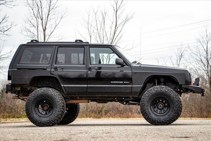 6.5 Inch Lift Kit Long Arm NP242 Jeep Cherokee XJ 4WD (1984-2001) Rough Country