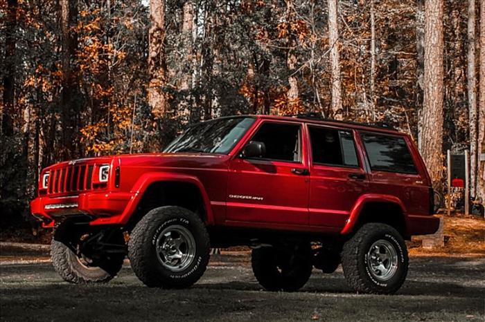 4.5 Inch Lift Kit RR springs Jeep Cherokee XJ 2WD/4WD (1984-2001) Rough Country
