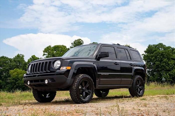 2 Inch Lift Kit Jeep Compass (07-16)/Patriot (10-17) 4WD Rough Country