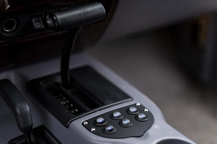 MLC-6 Multiple Light Controller Jeep Cherokee XJ 2WD/4WD (1997-2001) Rough Country