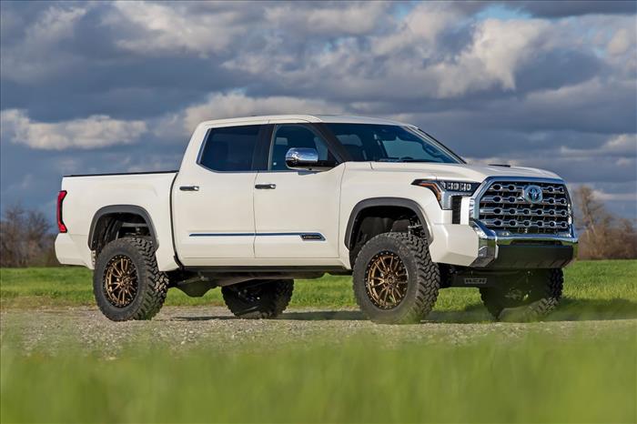 6 Inch Lift Kit OE Air Ride Toyota Tundra 4WD (2022-2026) Rough Country