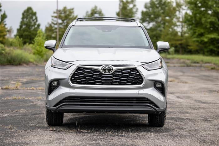 2 Inch Lift Kit Toyota Highlander 4WD (2020) Rough Country