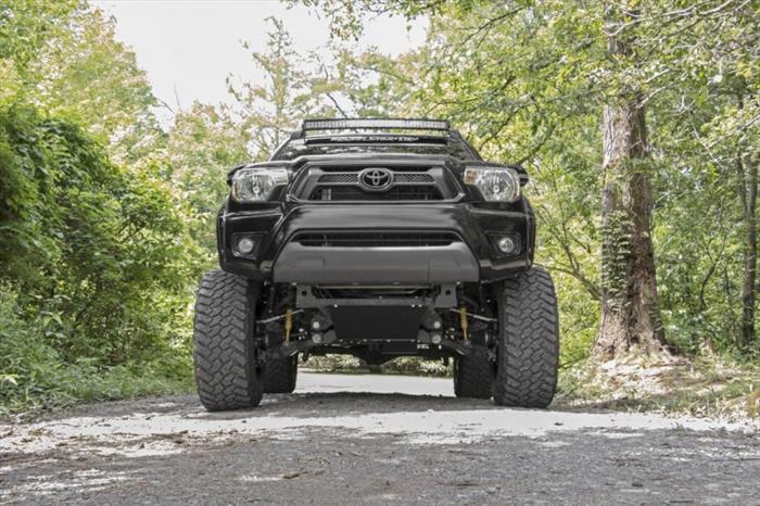 6 Inch Lift Kit M1 Toyota Tacoma 2WD/4WD (2005-2015) Rough Country