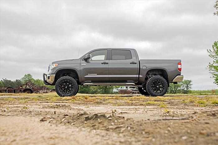 6 Inch Lift Kit Toyota Tundra 2WD/4WD (2007-2015) Rough Country