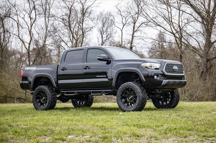 6 Inch Lift Kit M1 Struts/M1 Toyota Tacoma 2WD/4WD (2016-2023) Rough Country