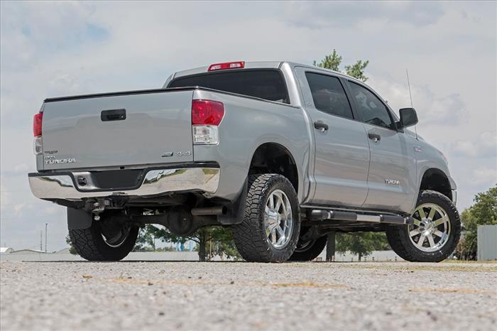 3.5 Inch Lift Kit N3 Struts Red Toyota Tundra 2WD/4WD (2007-2021) Rough Country