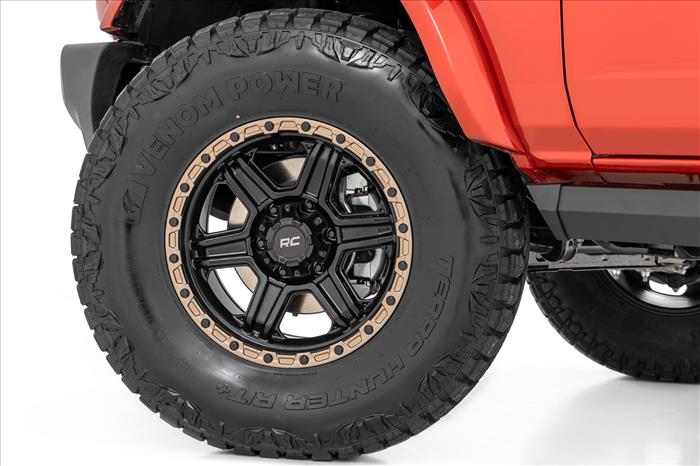 79 Series Wheel One-Piece Semi Gloss Black w/Bronze Ring 18x9 5x5 0mm Rough Country