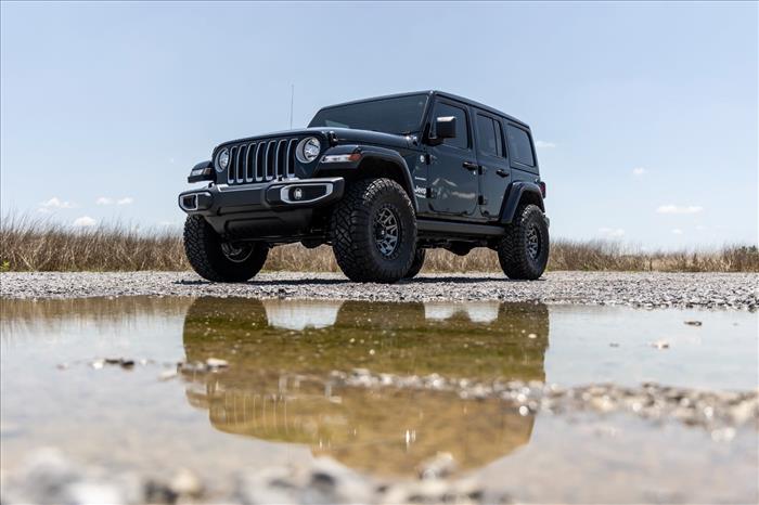 2.5 Inch Lift Kit Coils Jeep Wrangler Unlimited Non-Rubicon 4WD (2024-2026) Rough Country