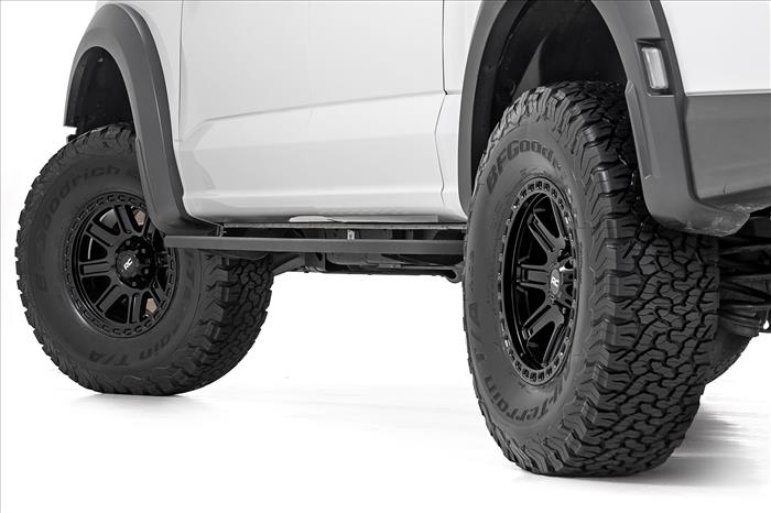 84 Series Wheel Gloss Black 18x8.5 6x135 +0mm Rough Country